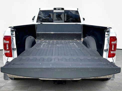 Used 2021 RAM 3500 Laramie w/ Safety Group B image 18