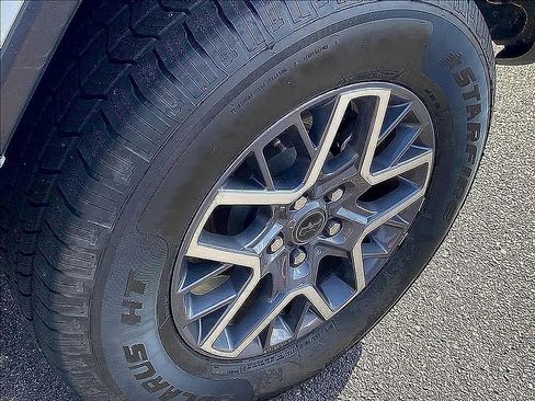 Used 2024 Jeep Wrangler Sahara image 24