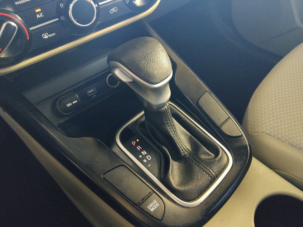 Used 2020 Kia Soul LX FWD image 26