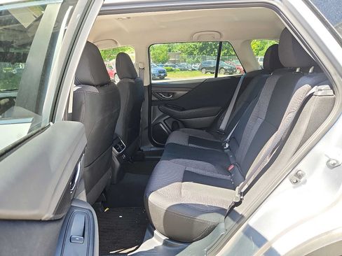 Certified 2025 Subaru Outback Premium AWD/4WD image 11