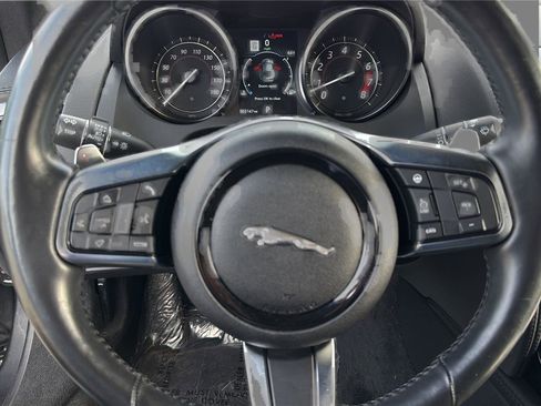 Used 2019 Jaguar F-TYPE Coupe image 13
