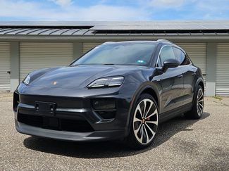 Certified 2025 Porsche Macan 4S Electric AWD/4WD video 1
