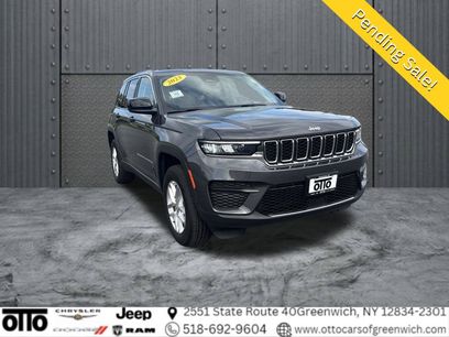Used 2023 Jeep Grand Cherokee Laredo