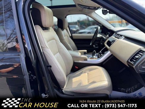 Used 2018 Land Rover Range Rover Sport HSE image 25