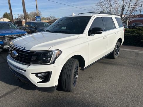 Used 2021 Ford Expedition Limited image 2