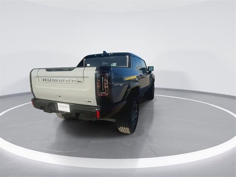 New 2025 GMC Hummer EV 3X image 8