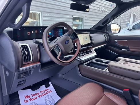 New 2025 Ford Expedition Max King Ranch image 19