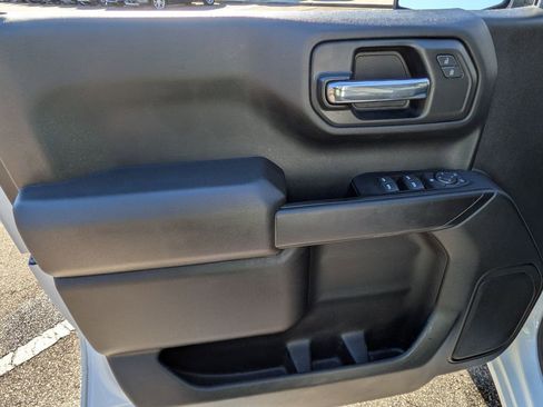 Used 2022 Chevrolet Silverado 1500 W/T w/ WT Value Package image 11