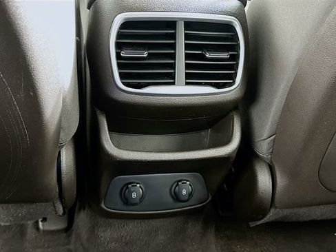 Used 2020 Hyundai Santa Fe SEL image 12