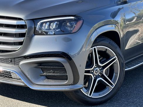 New 2026 Mercedes-Benz GLS 450 4MATIC image 4
