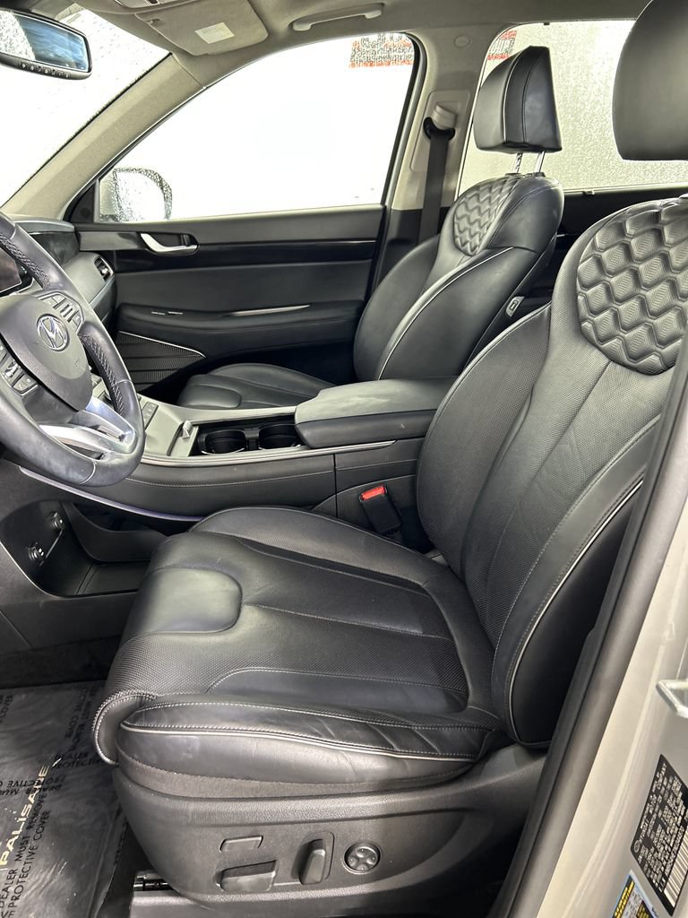 Used 2022 Hyundai Palisade Limited w/ Cargo Package FWD image 12
