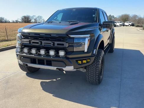 Used 2024 Ford F150 Raptor image 3