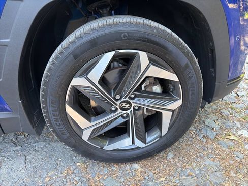 Certified 2024 Hyundai Tucson Limited AWD/4WD image 8
