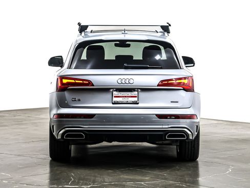 Used 2023 Audi Q5 e Premium Plus w/ Premium Plus Package image 4