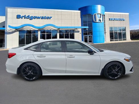Used 2023 Honda Civic Sport image 7