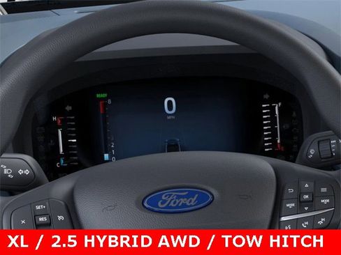 New 2025 Ford Maverick XL w/ Equipment Group 101A image 13