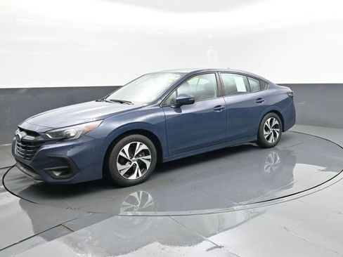 Used 2023 Subaru Legacy Premium AWD/4WD image 2