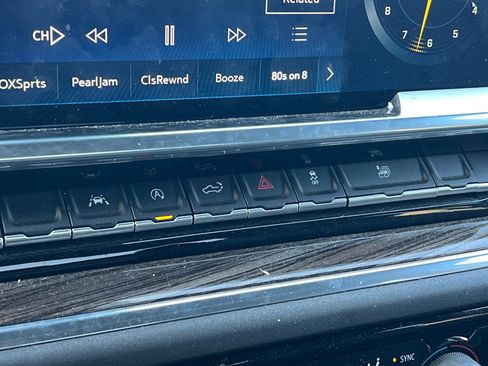 Used 2022 Chevrolet Silverado 1500 RST image 31