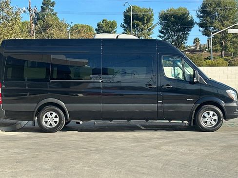 Used 2016 Mercedes-Benz Sprinter 2500 image 6