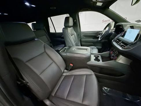 Used 2023 Chevrolet Tahoe Z71 w/ Luxury Package AWD/4WD image 31