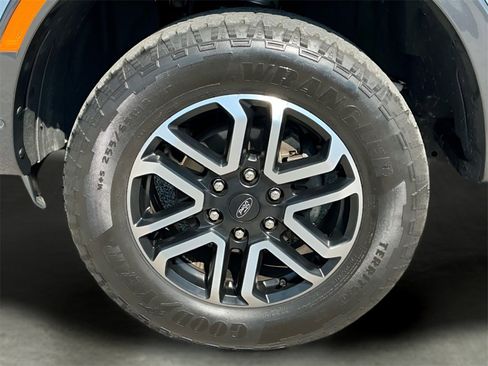 Used 2024 Ford Ranger Lariat w/ Advanced Towing Package image 21