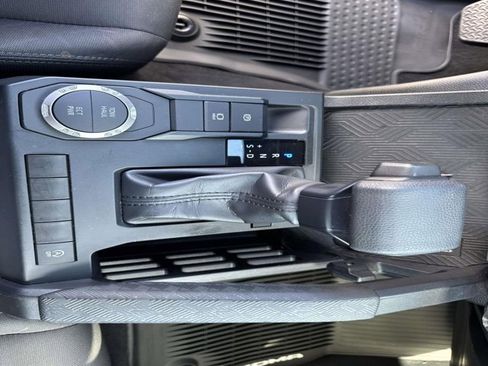 Certified 2024 Toyota Tacoma SR5 image 28