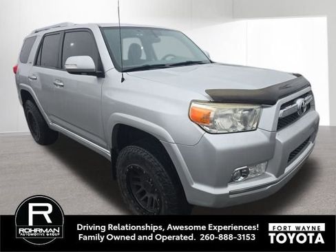 Used 2012 Toyota 4Runner SR5 image 10