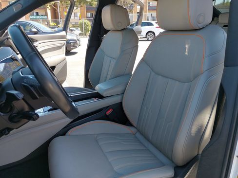 Used 2024 Audi Q8 e-tron Prestige w/ Prestige Package AWD/4WD image 15