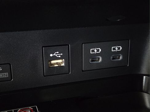 Certified 2026 Toyota Camry SE w/ Multimedia Upgrade Package FWD image 21