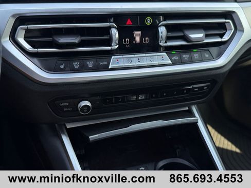 Used 2022 BMW 330i xDrive Sedan w/ M Sport Package AWD/4WD image 27