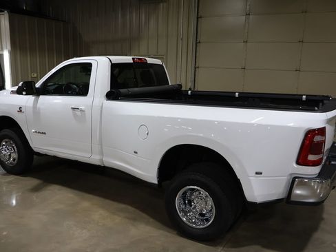 Used 2019 RAM 3500 Big Horn image 11