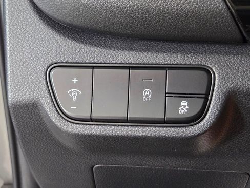 Used 2024 Kia Seltos S AWD/4WD image 36