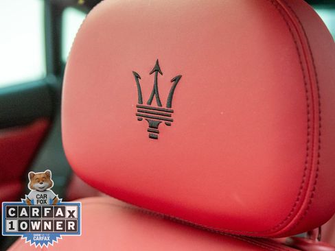 Used 2022 Maserati Levante GT image 11