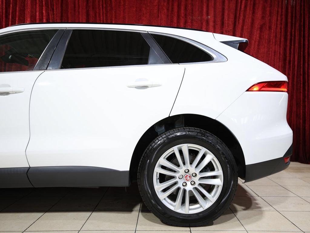 Used 2018 Jaguar F-PACE Prestige AWD/4WD image 6