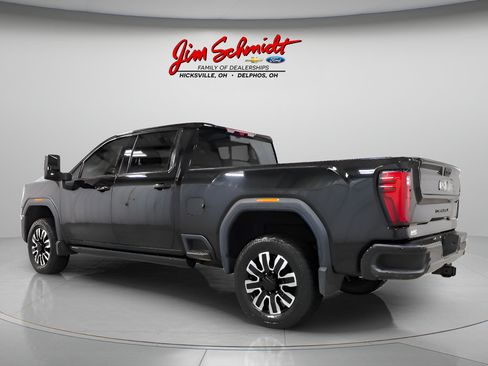 Used 2025 GMC Sierra 2500 Denali Ultimate AWD/4WD image 12