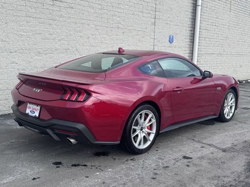 Used 2024 Ford Mustang GT Premium image 9