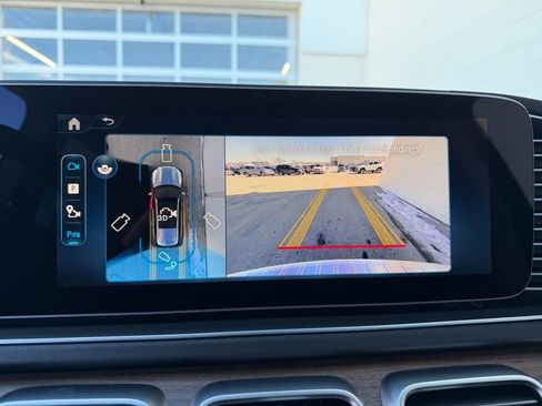 New 2026 Mercedes-Benz GLS 450 4MATIC image 33