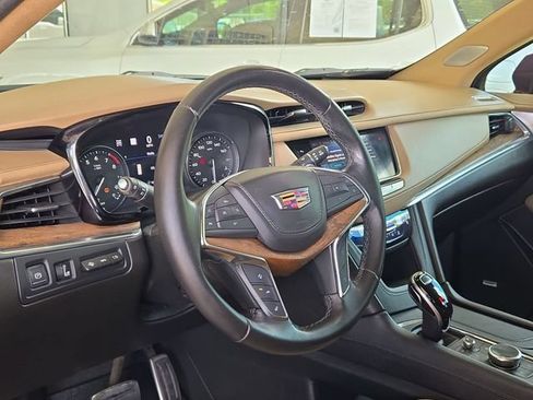 Used 2020 Cadillac XT5 Sportv w/ Platinum Package AWD/4WD image 10