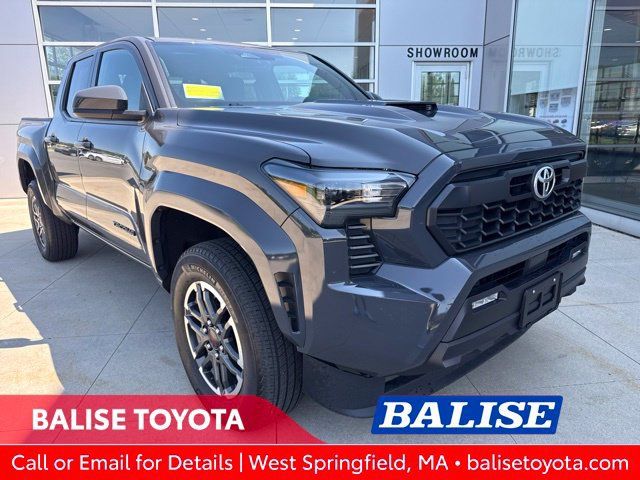 Used 2025 Toyota Tacoma TRD Sport AWD/4WD image 1