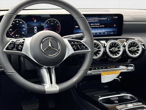 New 2025 Mercedes-Benz CLA 250 4MATIC image 13