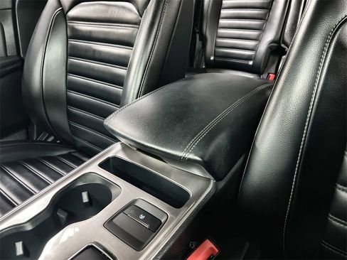 Used 2024 Ford Edge SEL image 36