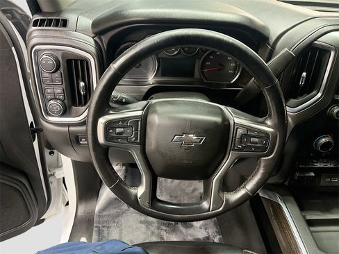 Used 2020 Chevrolet Silverado 1500 LT Trail Boss image 11