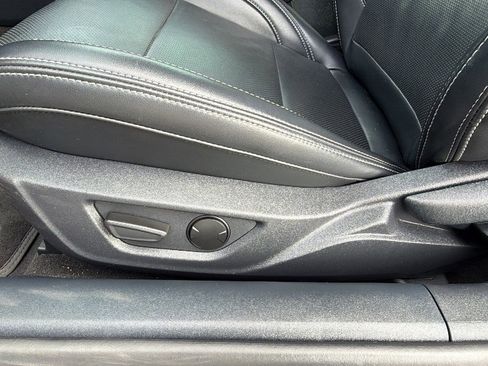 Used 2024 Ford Mustang GT Premium image 13