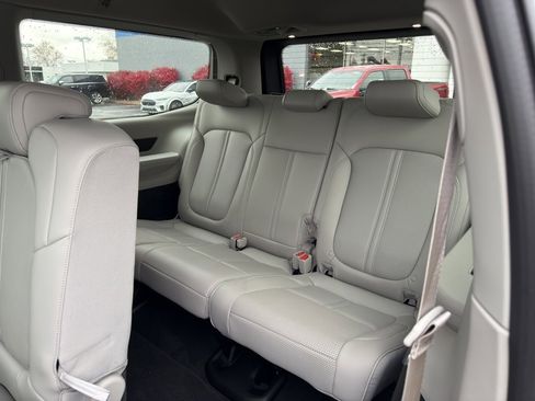 Used 2022 Jeep Wagoneer Series III image 34