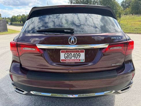 Used 2017 Acura MDX SH-AWD image 2