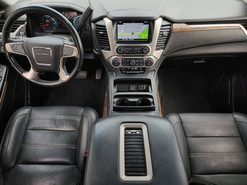 Used 2018 GMC Yukon Denali w/ Denali Ultimate Package AWD/4WD image 28