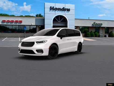 New 2026 Chrysler Pacifica Select image 1