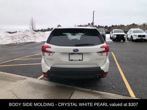 Used 2023 Subaru Forester Limited image 5