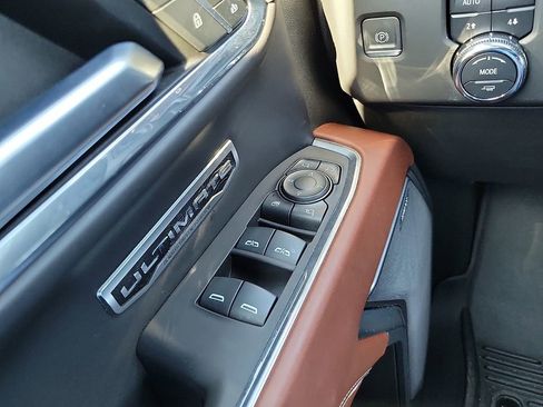 Used 2023 GMC Sierra 1500 Denali Ultimate image 11