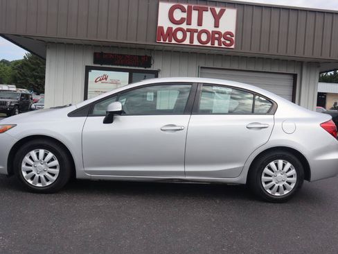Used 2012 Honda Civic LX image 13